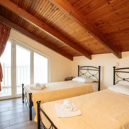 Vikos Seaside Apartman
