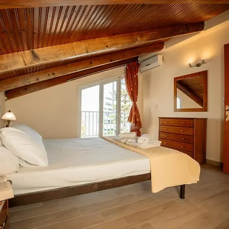 Vikos Seaside Apartman *